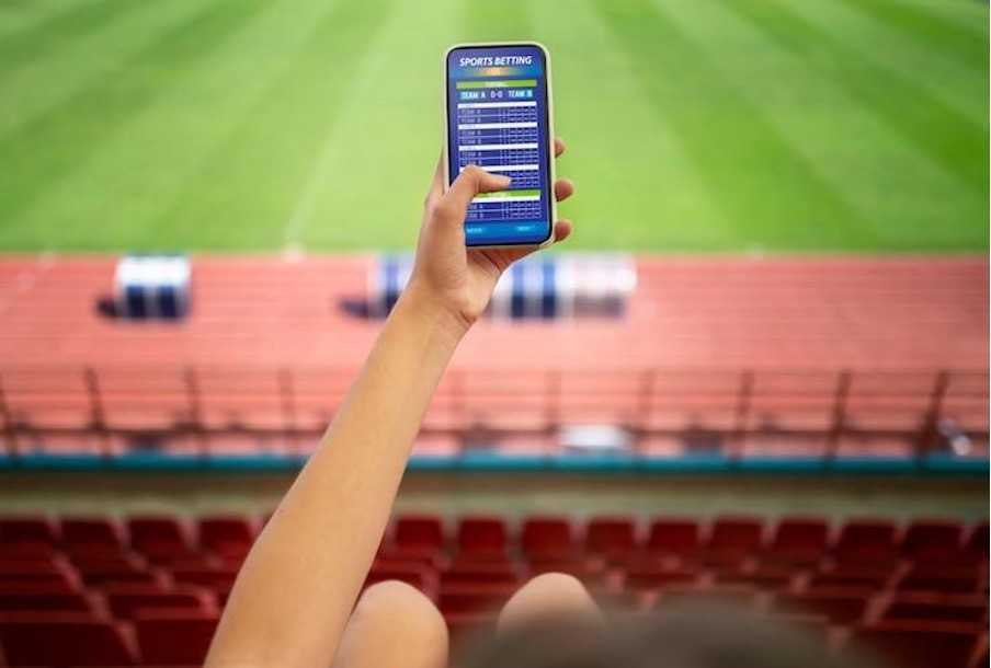 How Live Betting Is Redefining the Sports Viewing Experience